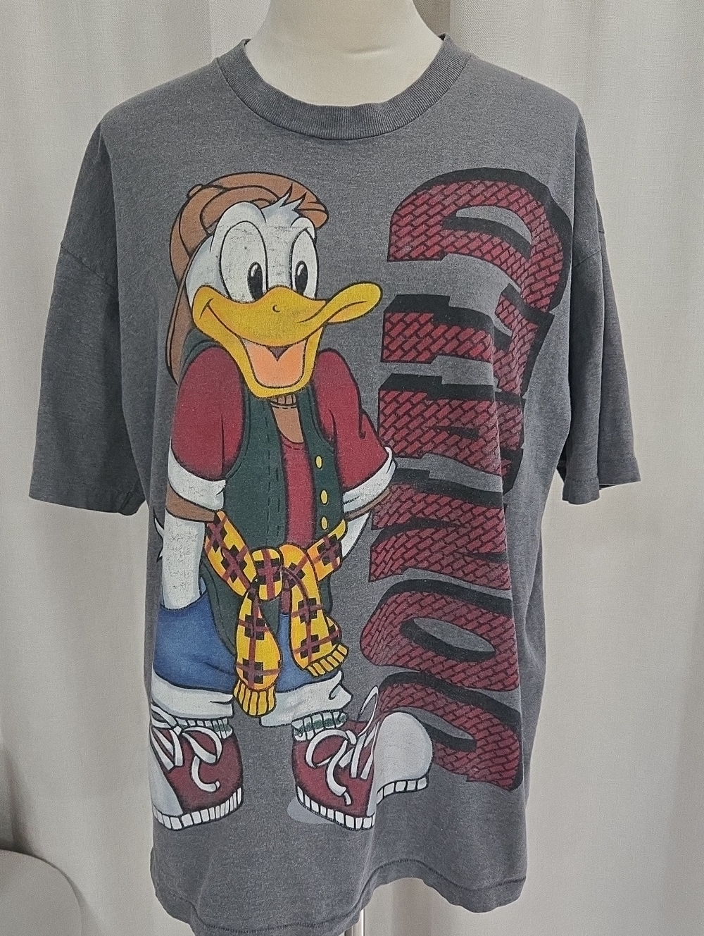 Vintage 90s Gray Donald Duck Graphic Tee Xl